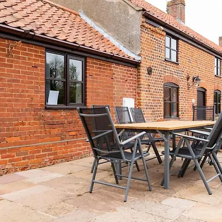 2 Brickground Broads Getaway For The Whole Family Villa North Walsham Buitenkant foto
