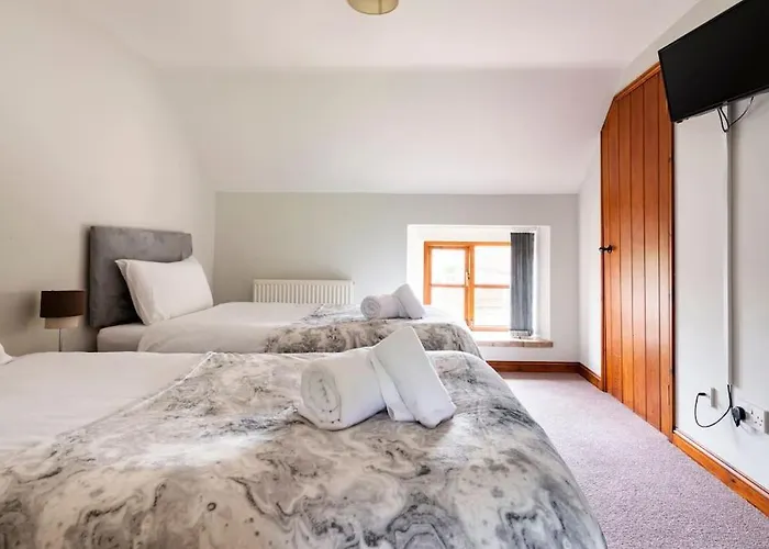 2 Brickground Broads Getaway For The Whole Family