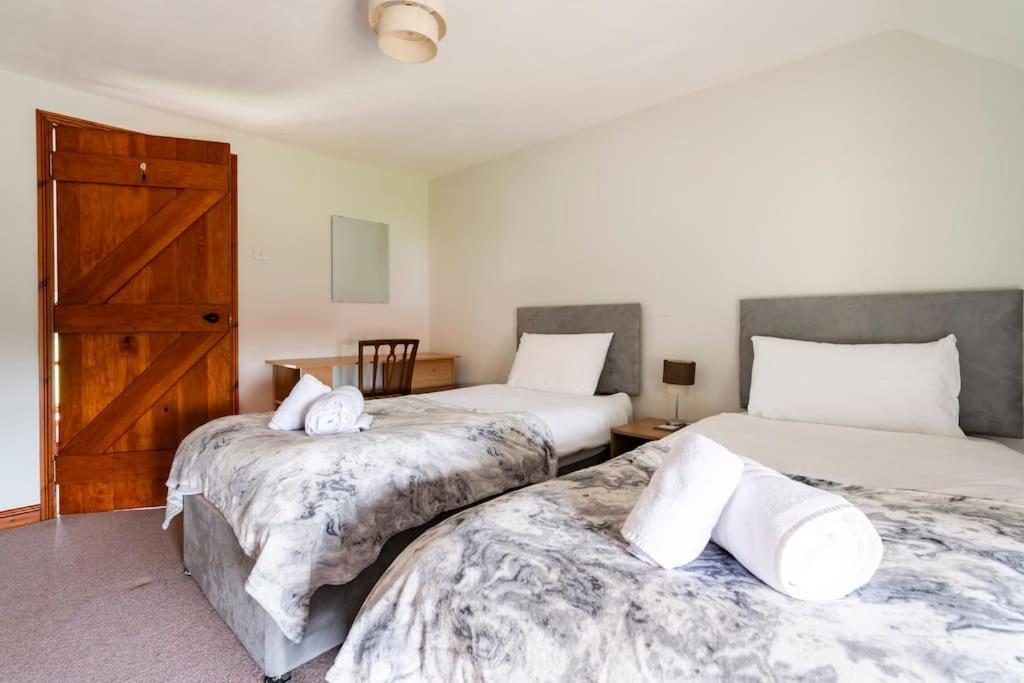 2 Brickground Broads Getaway For The Whole Family Holiday home North Walsham