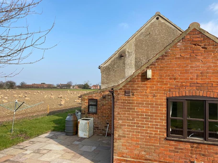 2 Brickground Broads Getaway For The Whole Family * North Walsham