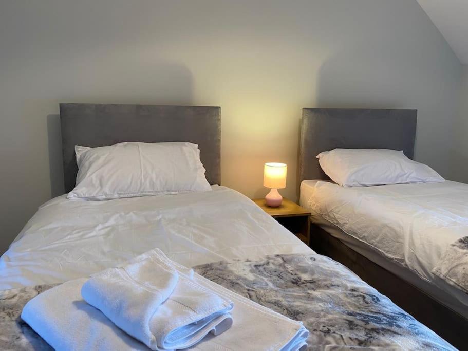 2 Brickground Broads Getaway For The Whole Family Holiday home